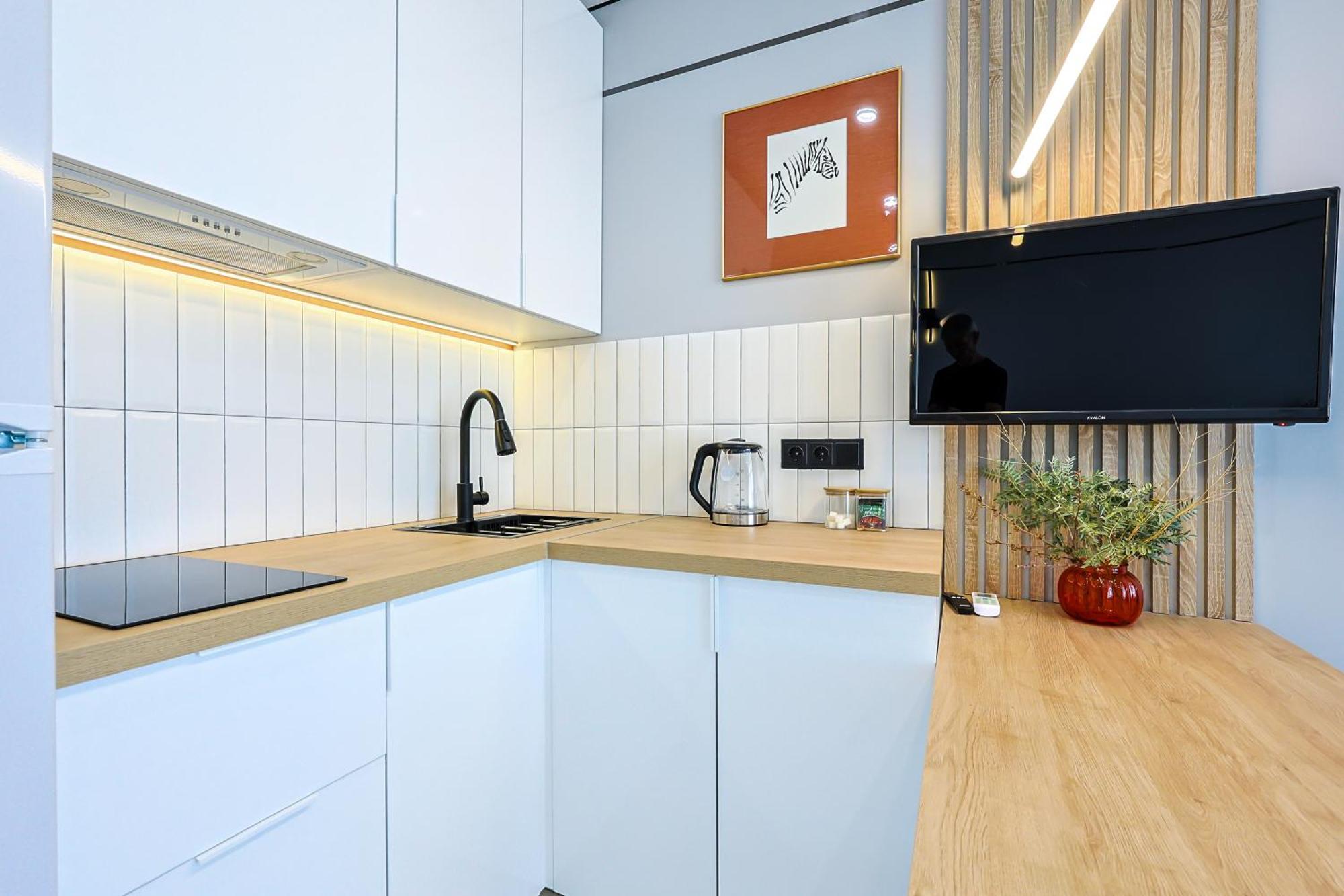 Comfort Life 81 Apartment Almaty